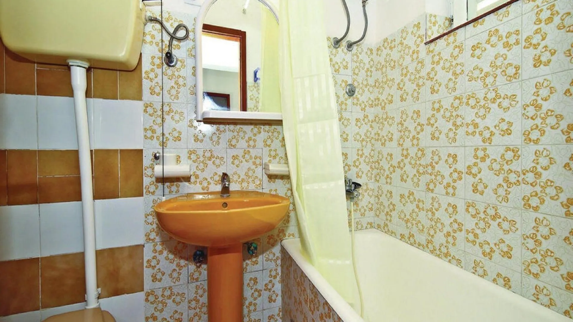 Apartments Halilovi - Two Bedroom Apartment 3 Trogir Croatia